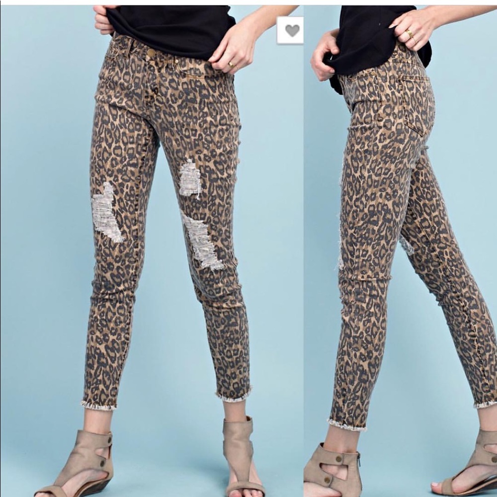 NWT easel los angeles leopard jeans 🐆 sz large